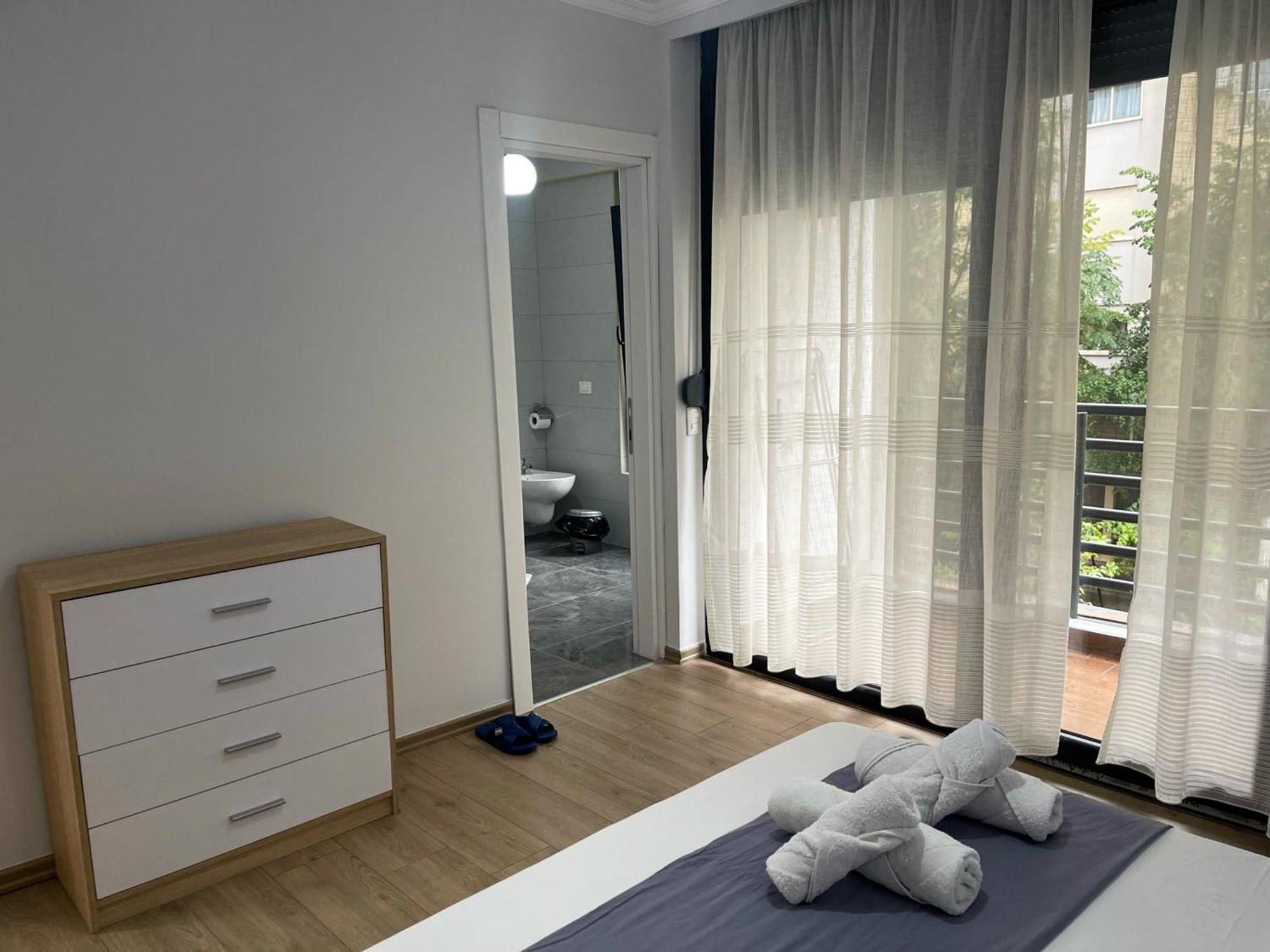 New Bazaar 2022 Apartment Tiranë Luaran gambar