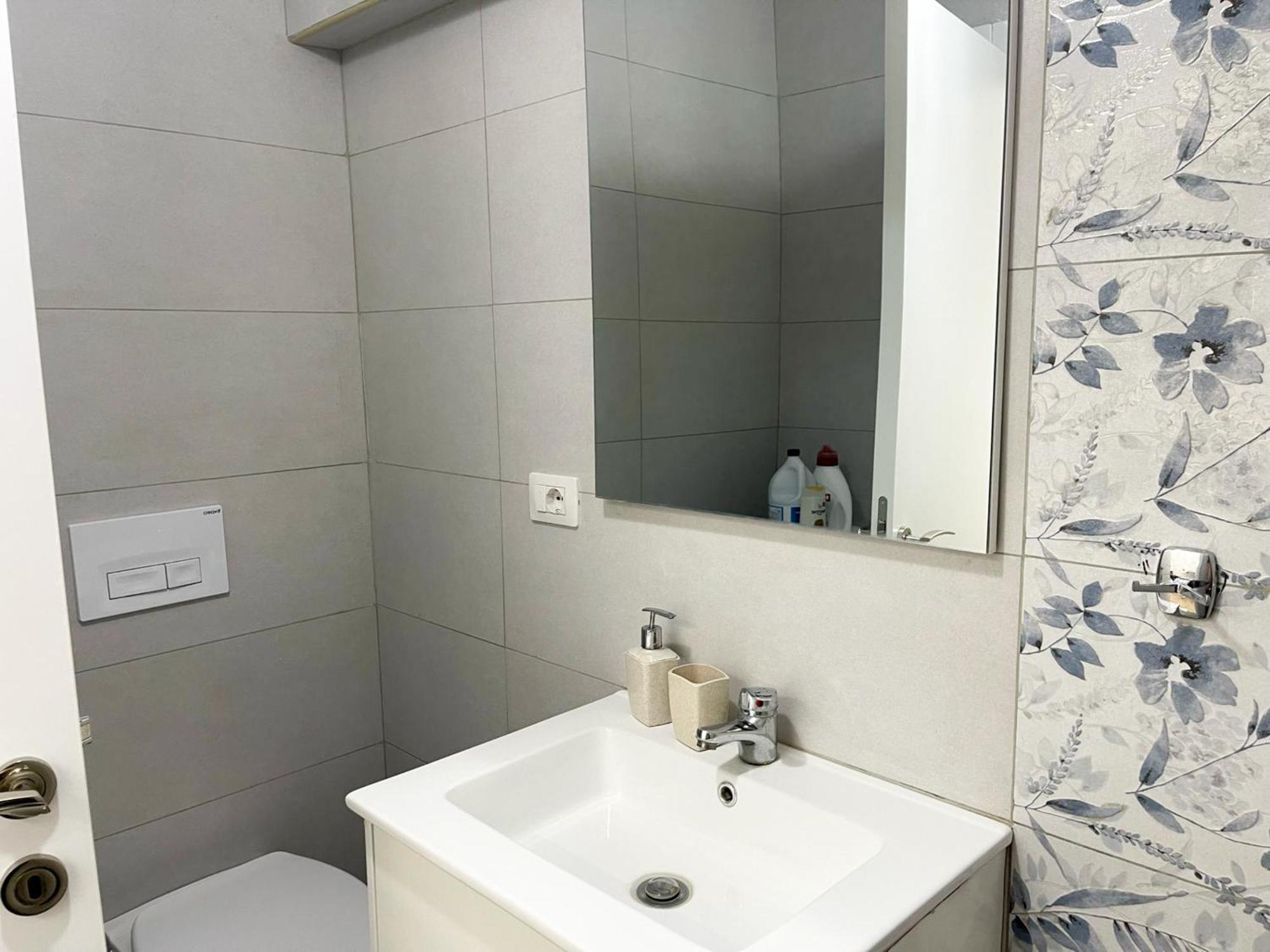 New Bazaar 2022 Apartment Tiranë Luaran gambar